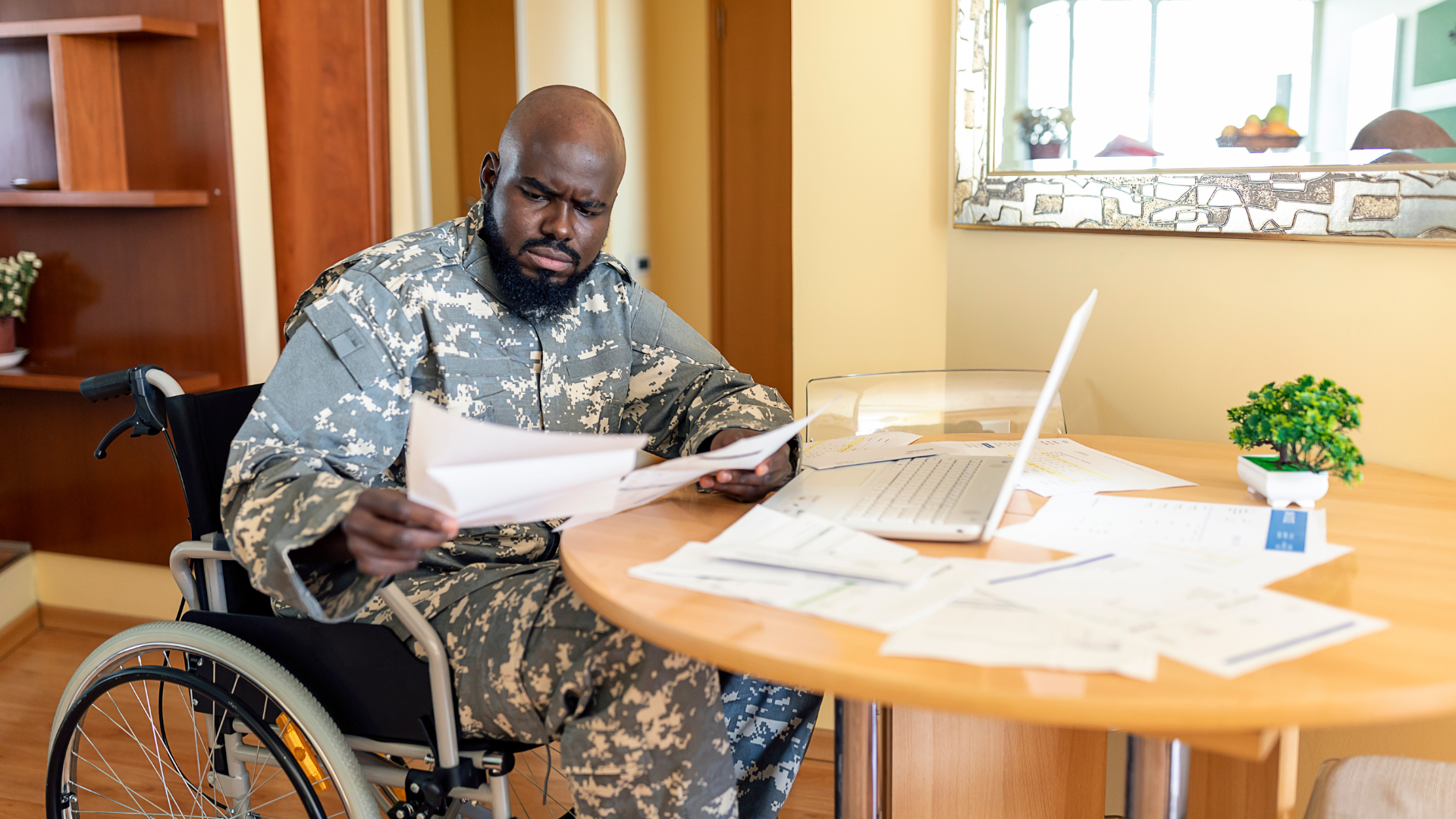 How Veterans Can Use LinkedIn to Build Careers, Network, and Find Opportunities